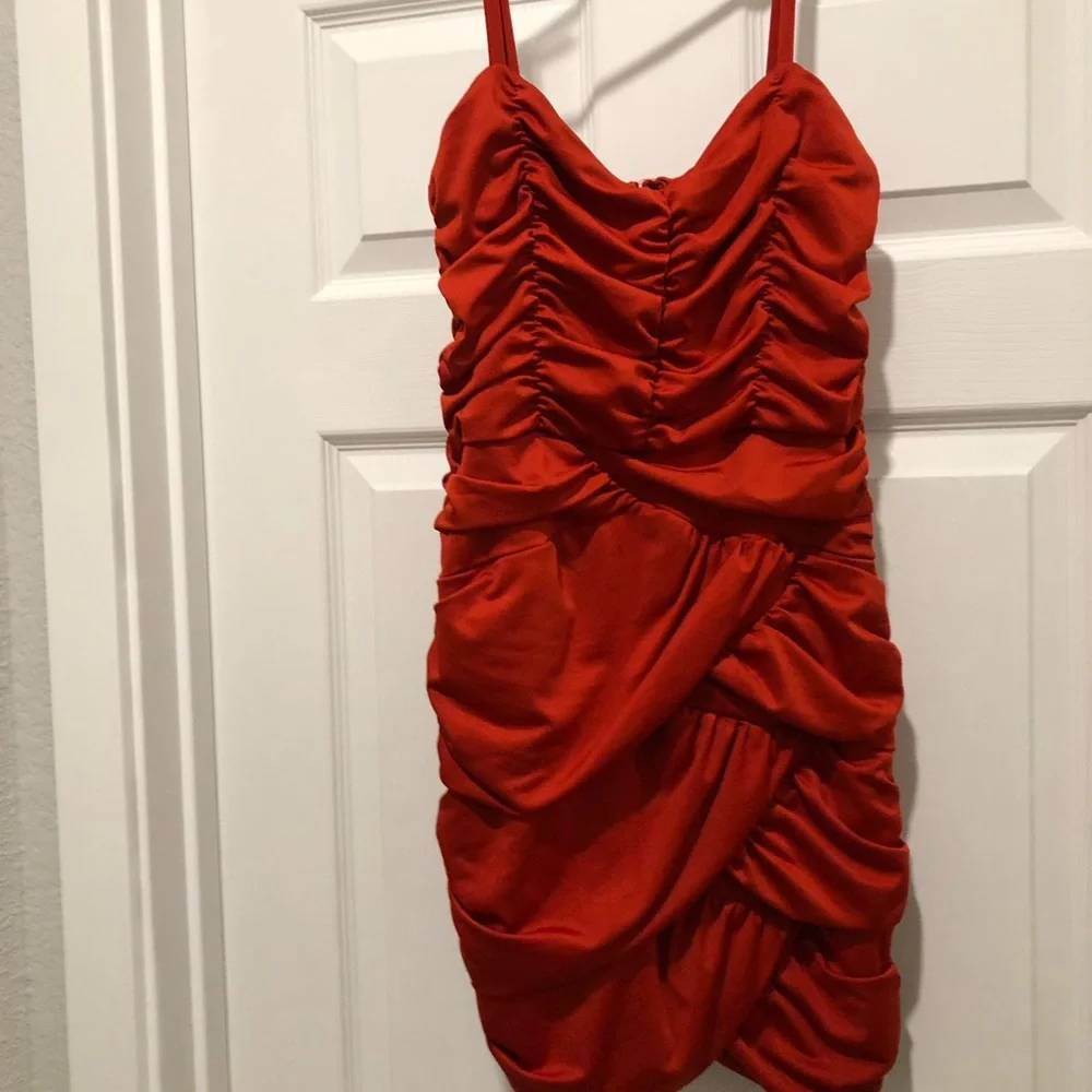 Dress - Picture 2 of 5